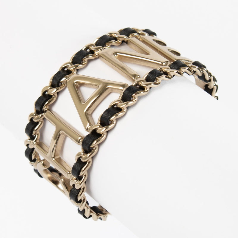 Authentic pre-loved Chanel 20C Logo Leather Bracelet – Size S on Labellov.com
