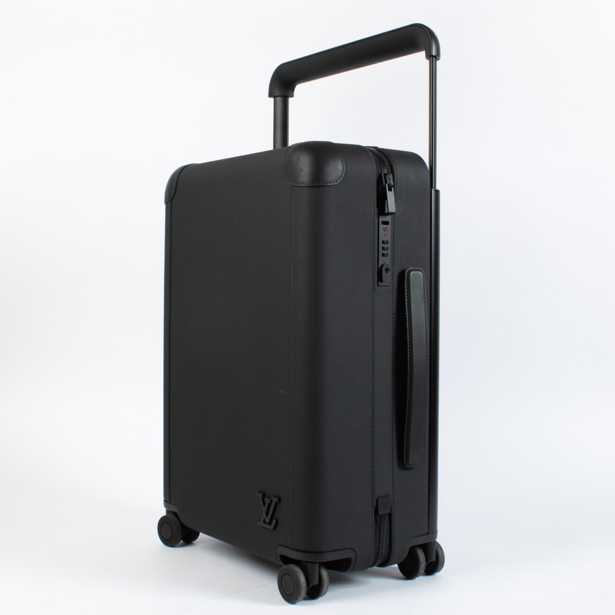 Authentic preloved Louis Vuitton Black Horizon 55 Travel Bag on Labellov.com