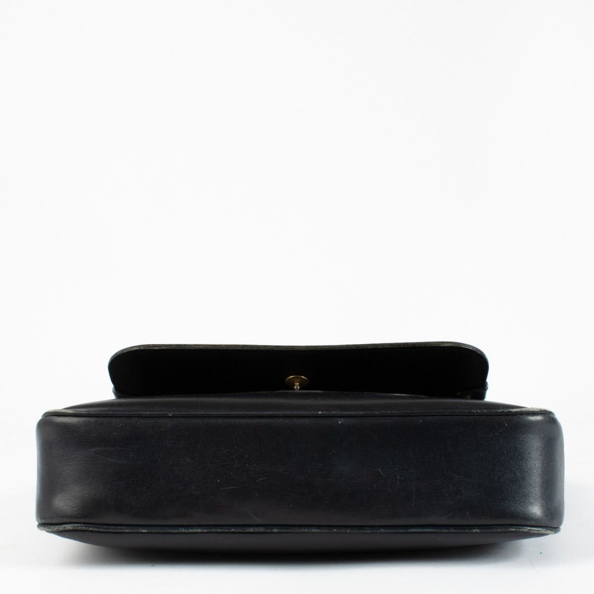 Authentic pre-loved Delvaux Blue Vintage Flap Bag on Labellov.com
