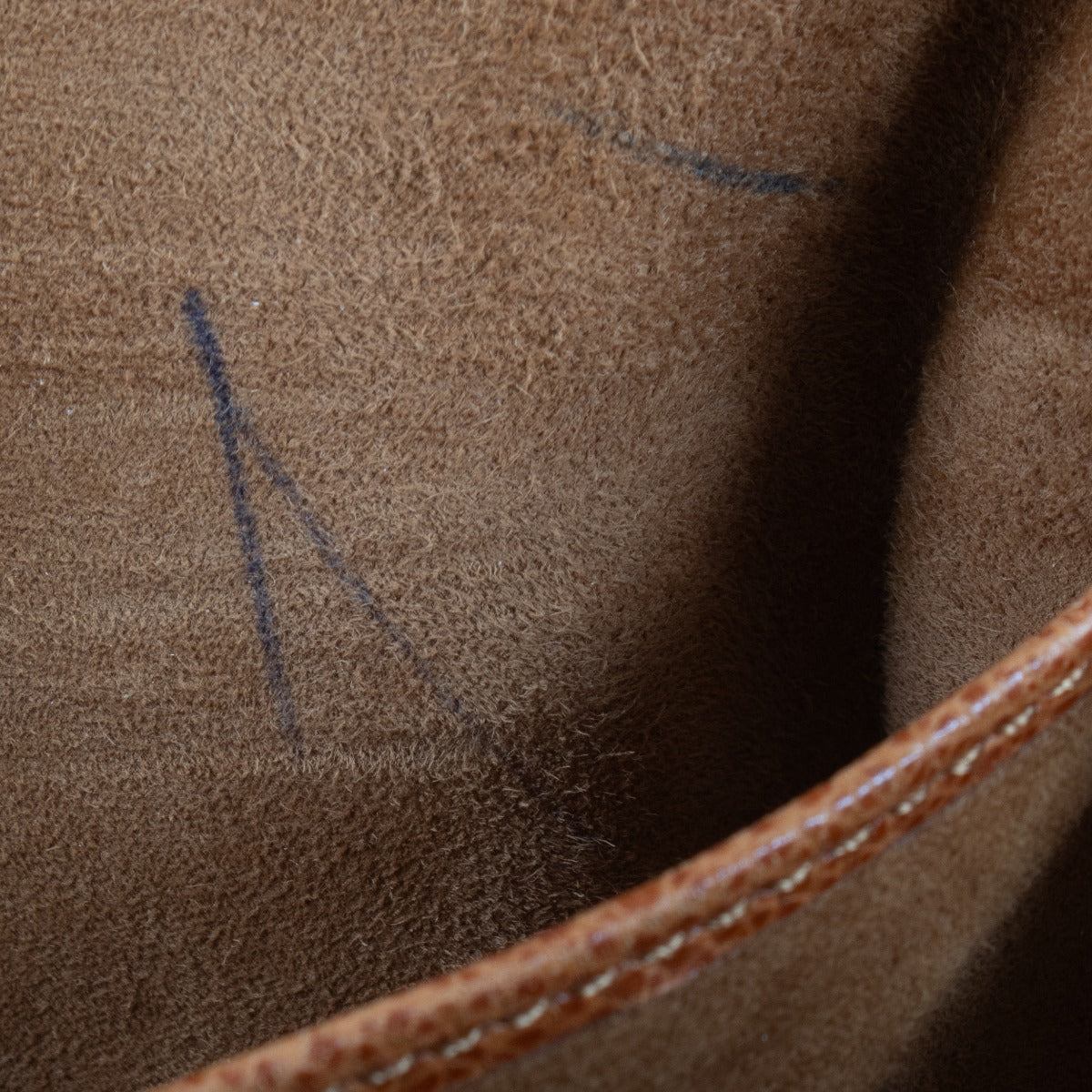 Authentic preloved Delvaux Cognac Shoulder Bag on Labellov.com
