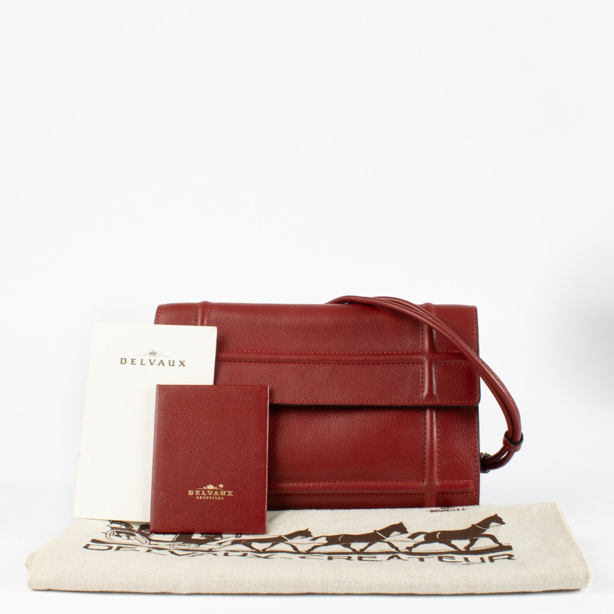 Authentic pre-loved Delvaux Rosso Canter Amour Bag on Labellov.com
