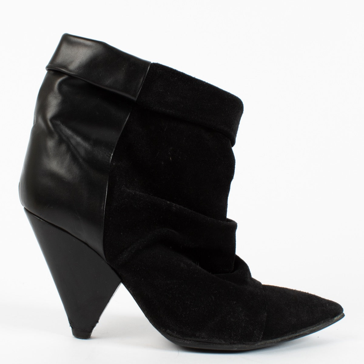 Authentic preloved Isabel Marant Black Luliana Ankle Boots - Size 37 on Labellov.com
