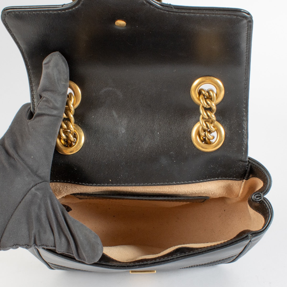 Authentic preloved Gucci Black GG Marmont Mini Square Bag on Labellov.com