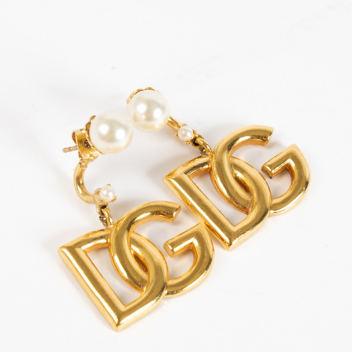 shop 100% authentic second hand Dolce & Gabbana Gold Earrings on Labellov.com