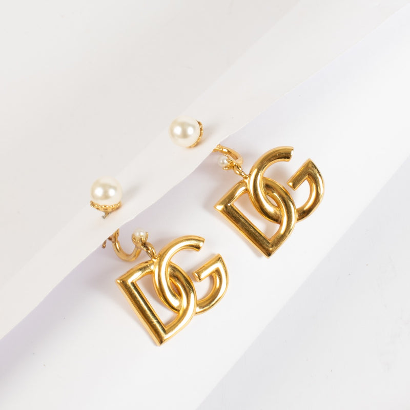 shop 100% authentic second hand Dolce & Gabbana Gold Earrings on Labellov.com