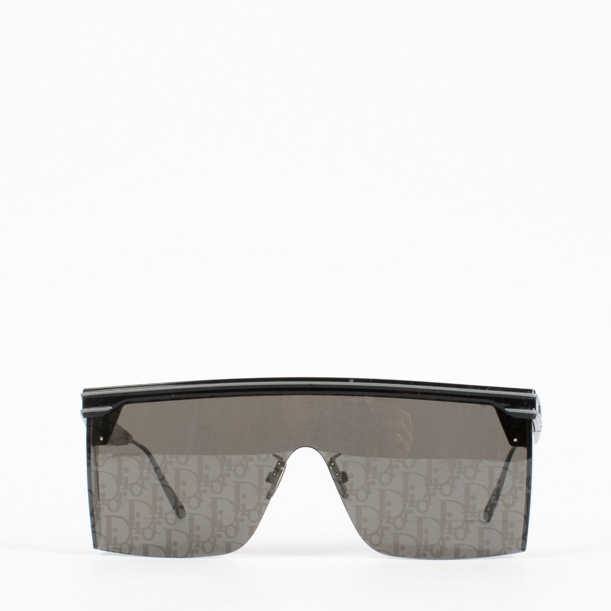 shop 100% authentic second hand Christian Dior Black DiorClub M1U Sunglasses on Labellov.com