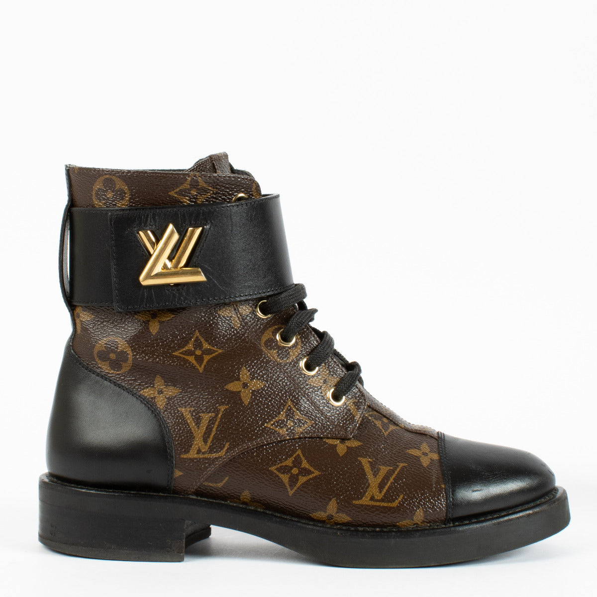 Louis Vuitton Monogram Wonderland Ranger Boots - size 37.5 for the best price at Labellov secondhand luxury in Antwerp and Knokke.