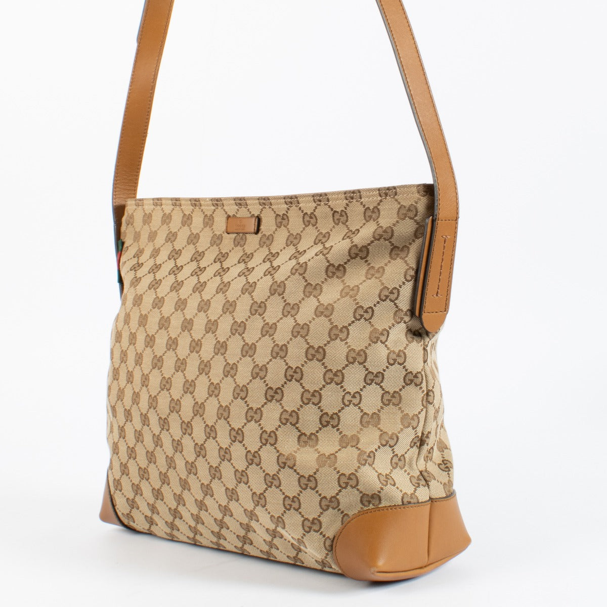 Authentic pre-loved Gucci Canvas GG Monogram Messenger Bag on Labellov.com