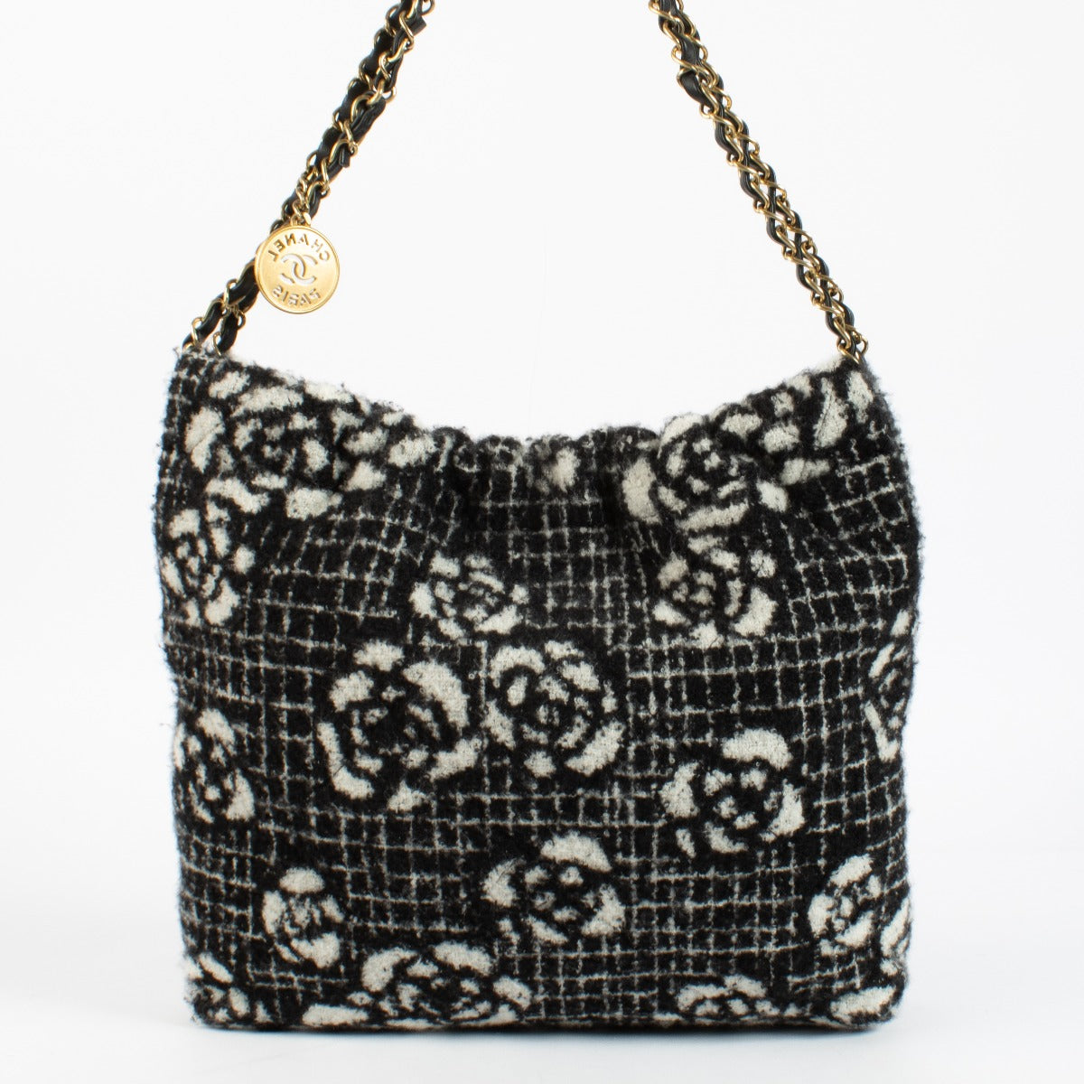 Sac Chanel 22 en laine camélia Chanel petit modèle