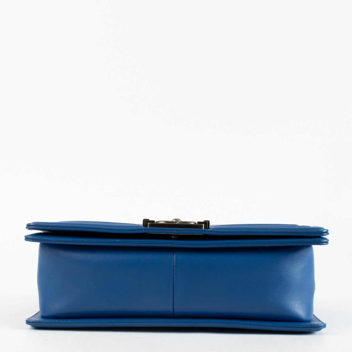 Chanel Blauwe Chevron Medium Boy Chanel Tas