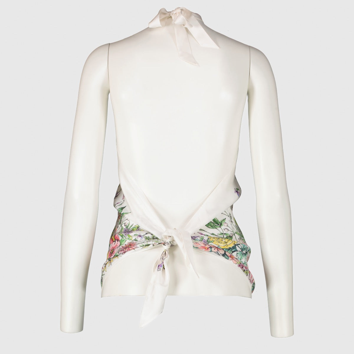 Authentic Second Hand Silky Christian Dior Flower Top – One Size Fits All on Labellov.com