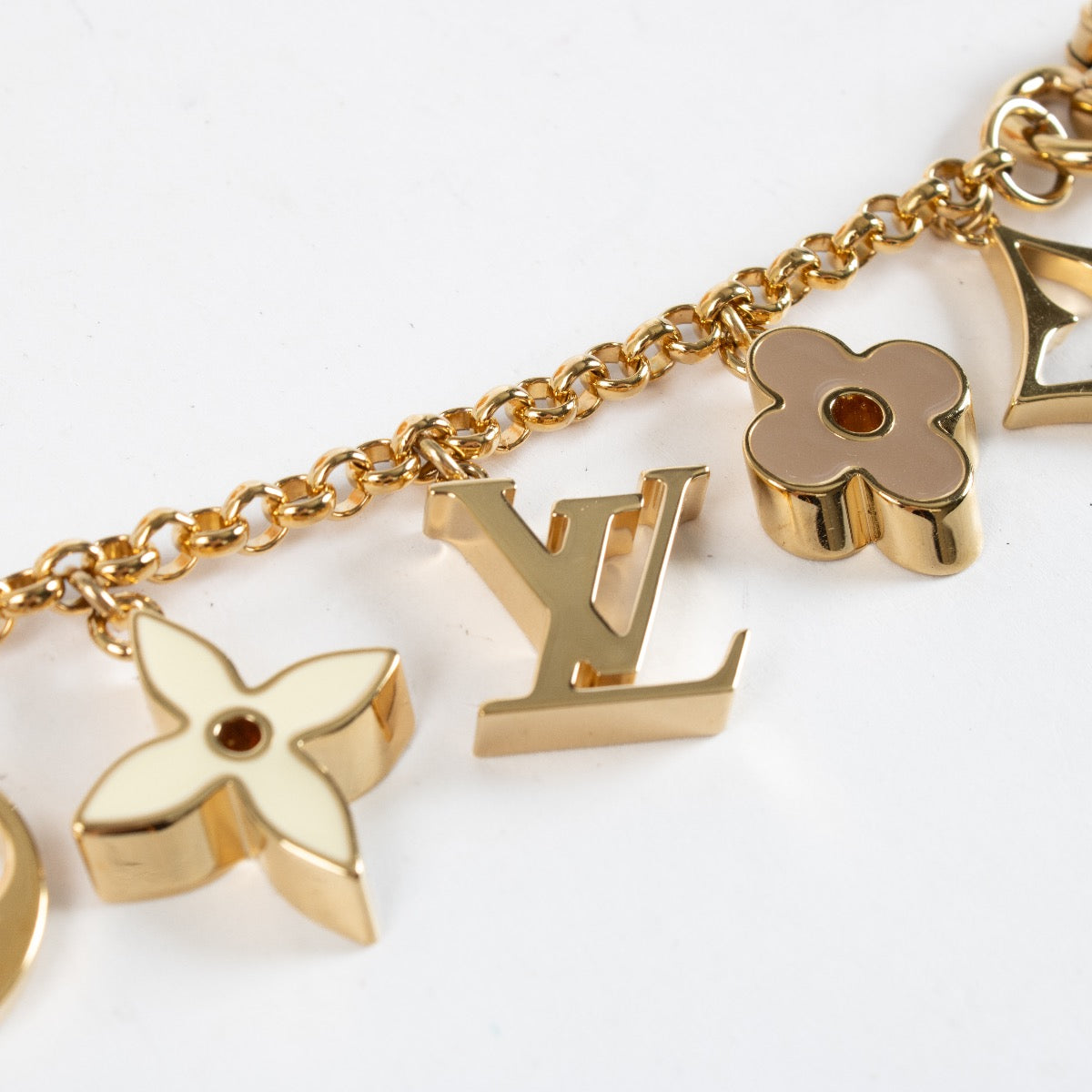 Authentic Preloved LV Bag Charm Gold Chain on Labellov.com