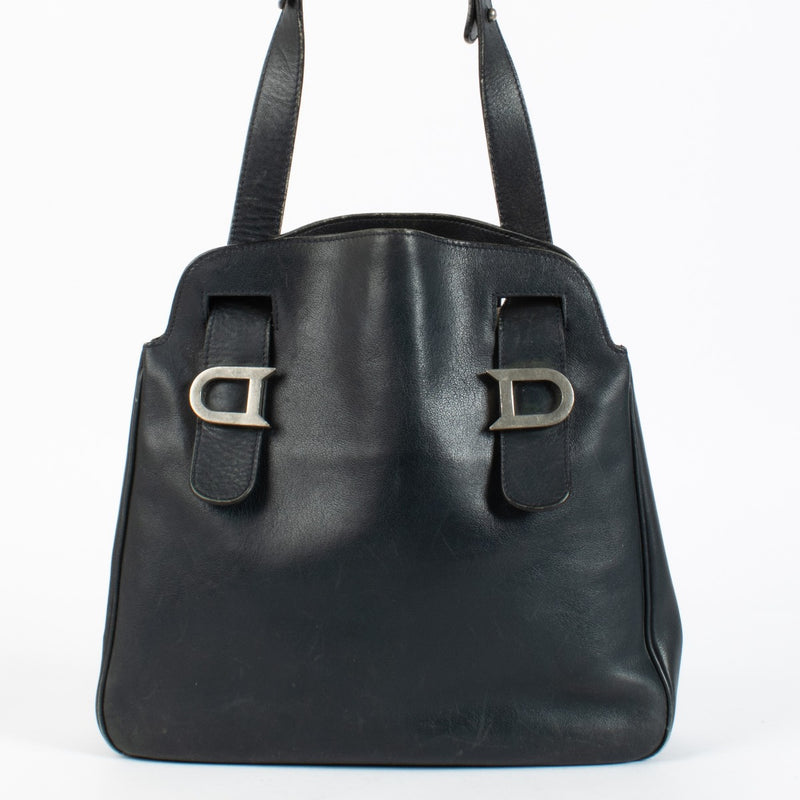 Shop the authentic Delvaux blue leather shoulder bag at Labellov.com.