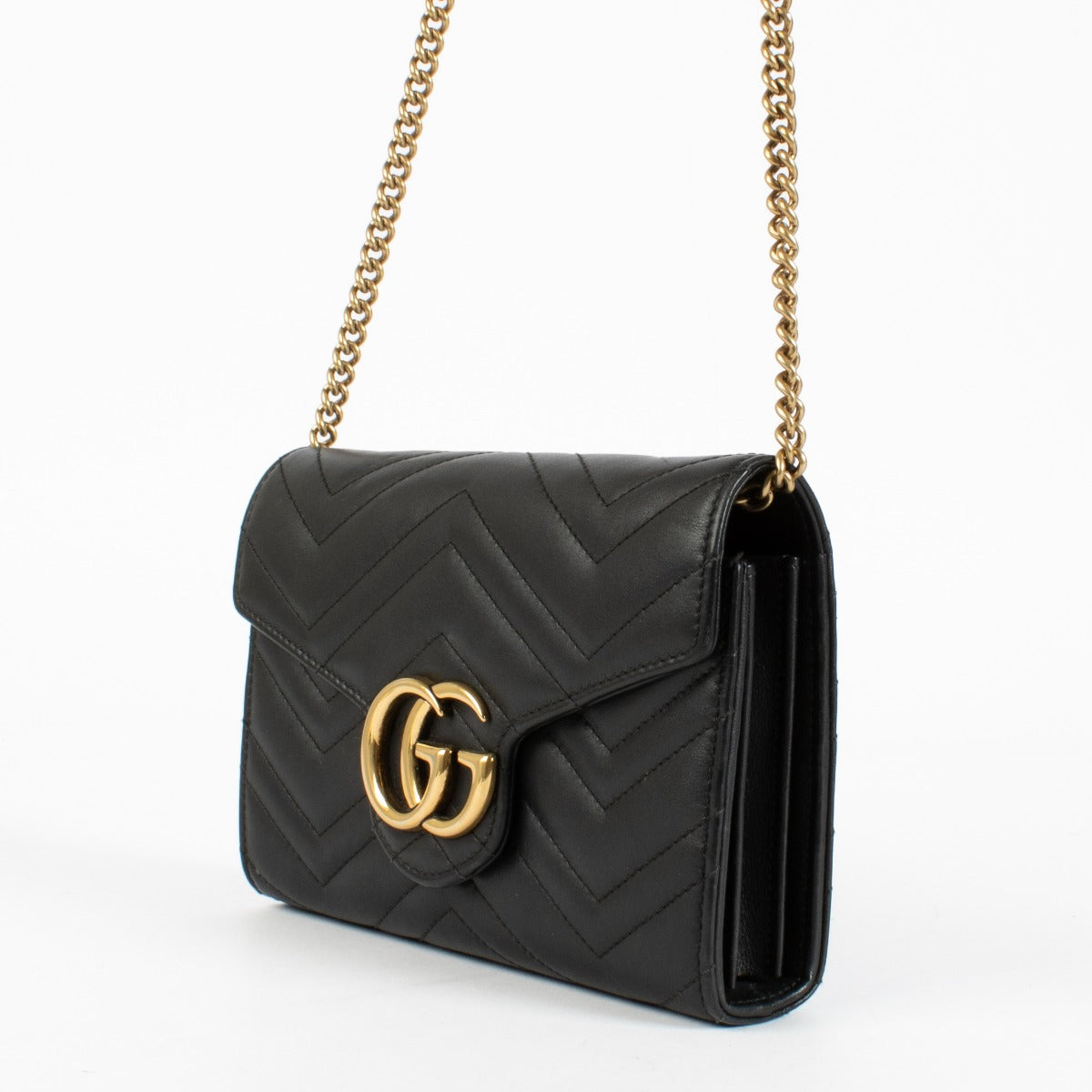 Authentic pre-loved Gucci GG Black Marmont Wallet On Chain on Labellov.com