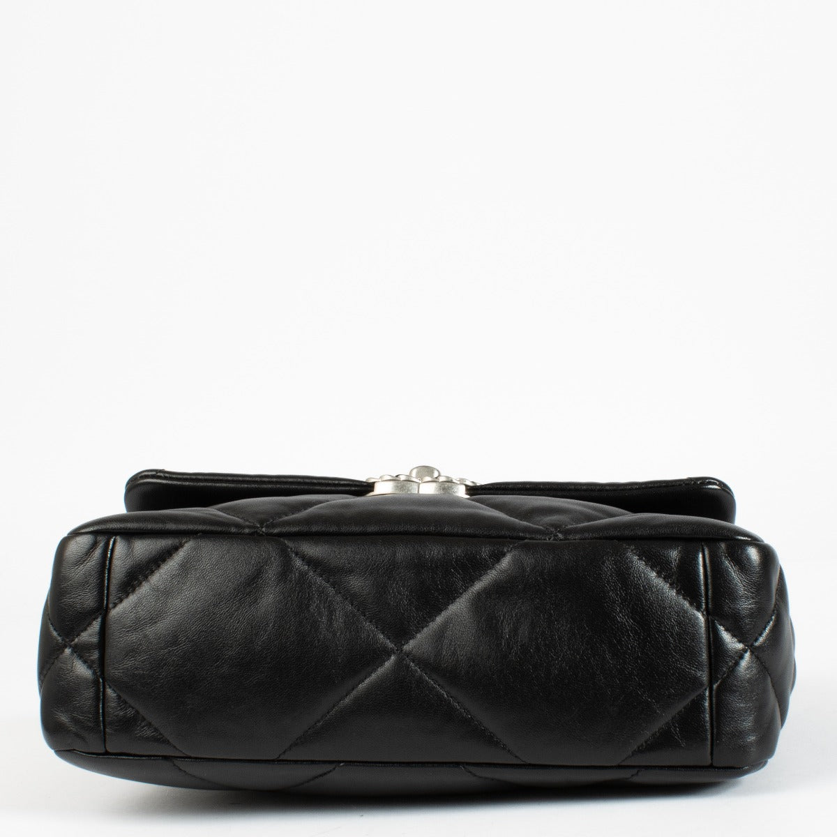 Chanel Zwarte Glanzende Lamsleren Medium Chanel 19 Tas