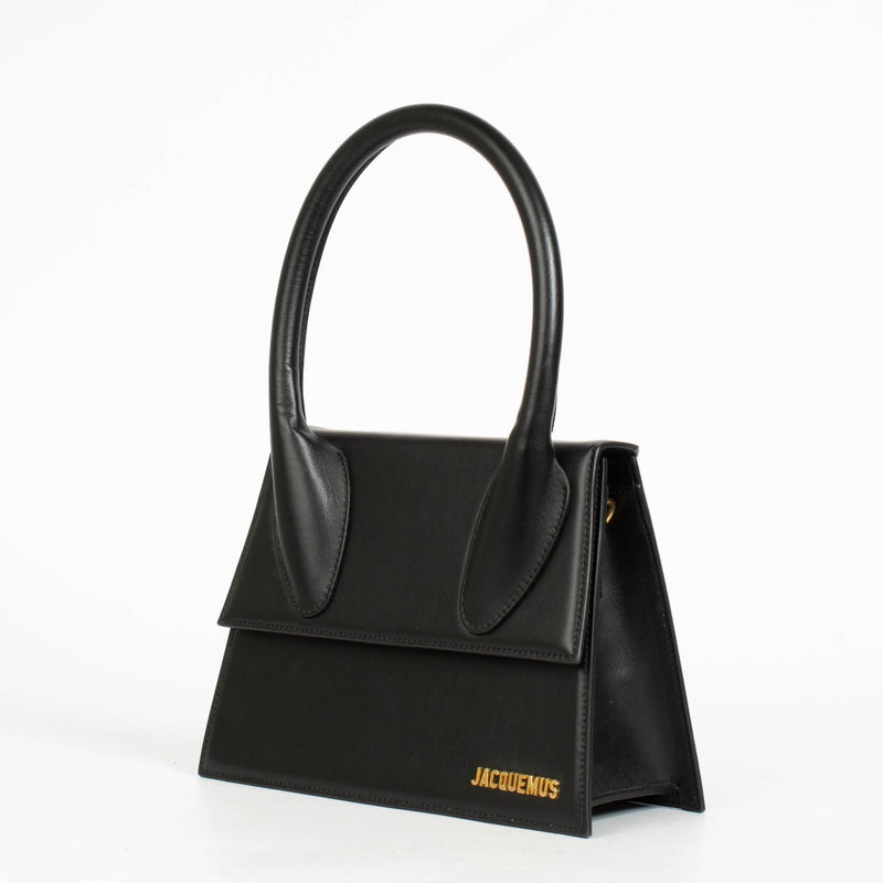 Authentic pre-loved Jacquemus Black Leather Le Grand Chiquito on Labellov.com