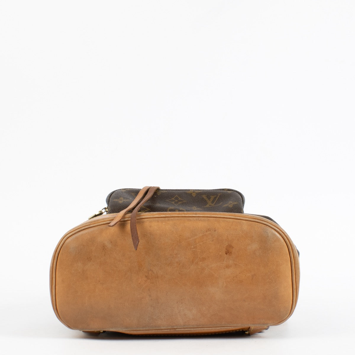 Authentic Second Hand Louis Vuitton Montsouris MM Monogram Backpack on Labellov.com