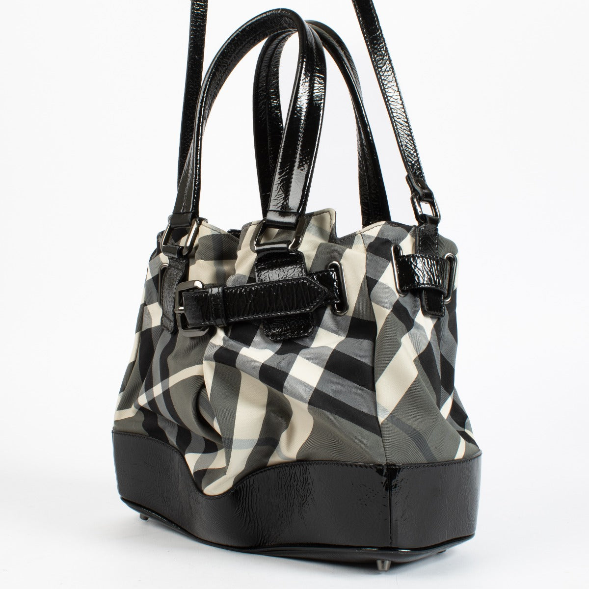 Authentic second-hand Burberry Black Nylon Patent Leather Handbag on labellov.com