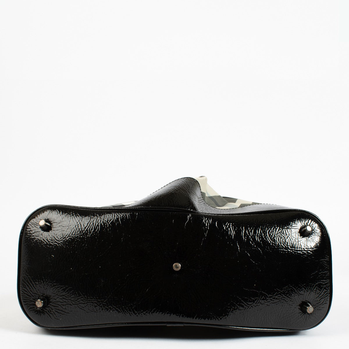 Authentic second-hand Burberry Black Nylon Patent Leather Handbag on labellov.com