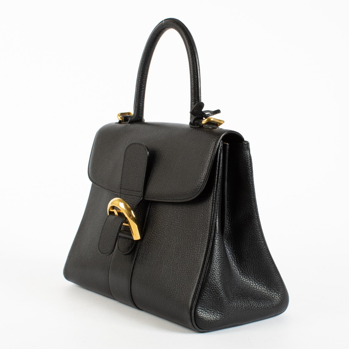 Authentic pre-loved Delvaux Black Galop Brillant MM on Labellov.com