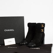 Authentic pre-loved Chanel Black Suede Lambskin Knit CC Short Boots on Labellov.com