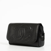 Authentic pre-loved Chanel Black Vintage Clutch on Labellov.com