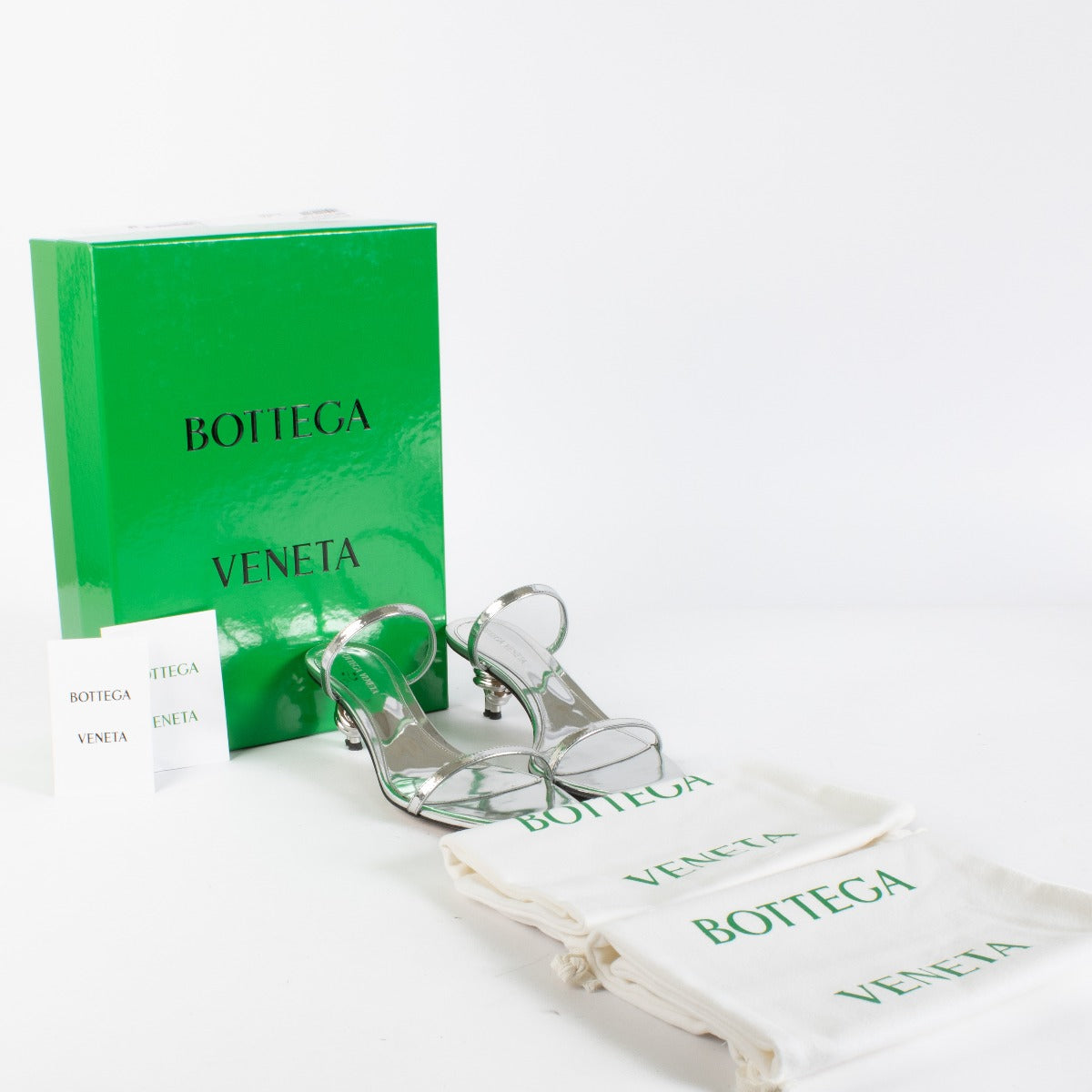 Mules Bottega Veneta argentées à nœud – Taille 37 1/2