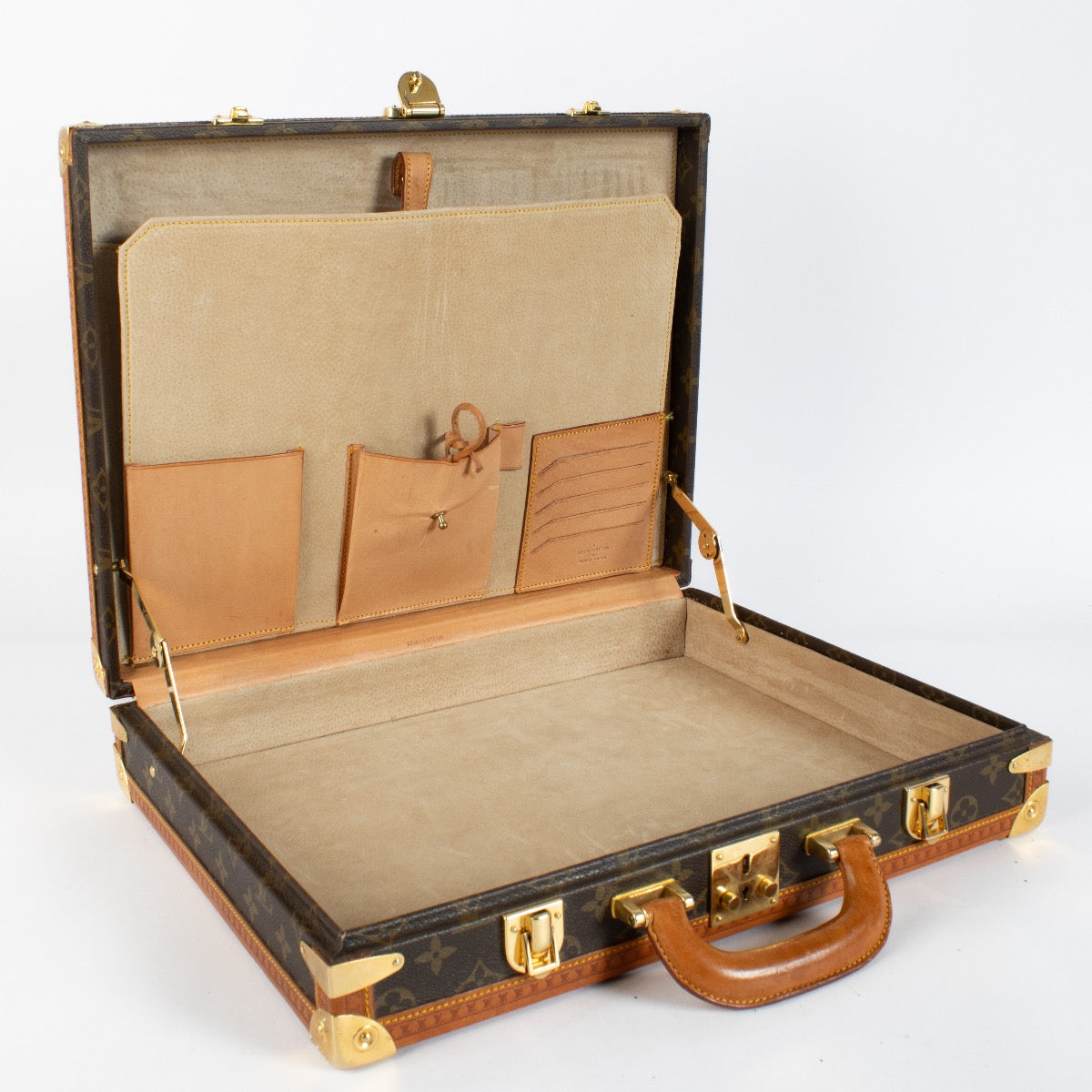 Authentic preloved Louis Vuitton Monogram Briefcase on Labellov.com