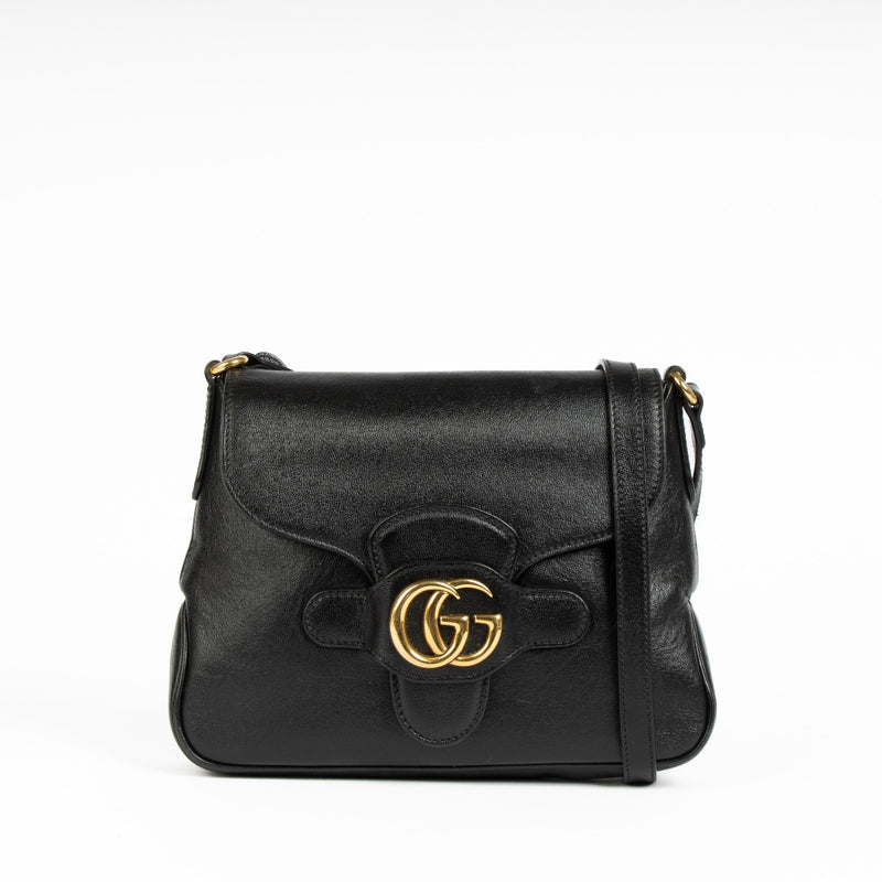 Shop this 100% authentic Hermès Evelyne 16 Black Clemence Flipperball Strap PHW Bag at Labellov.com