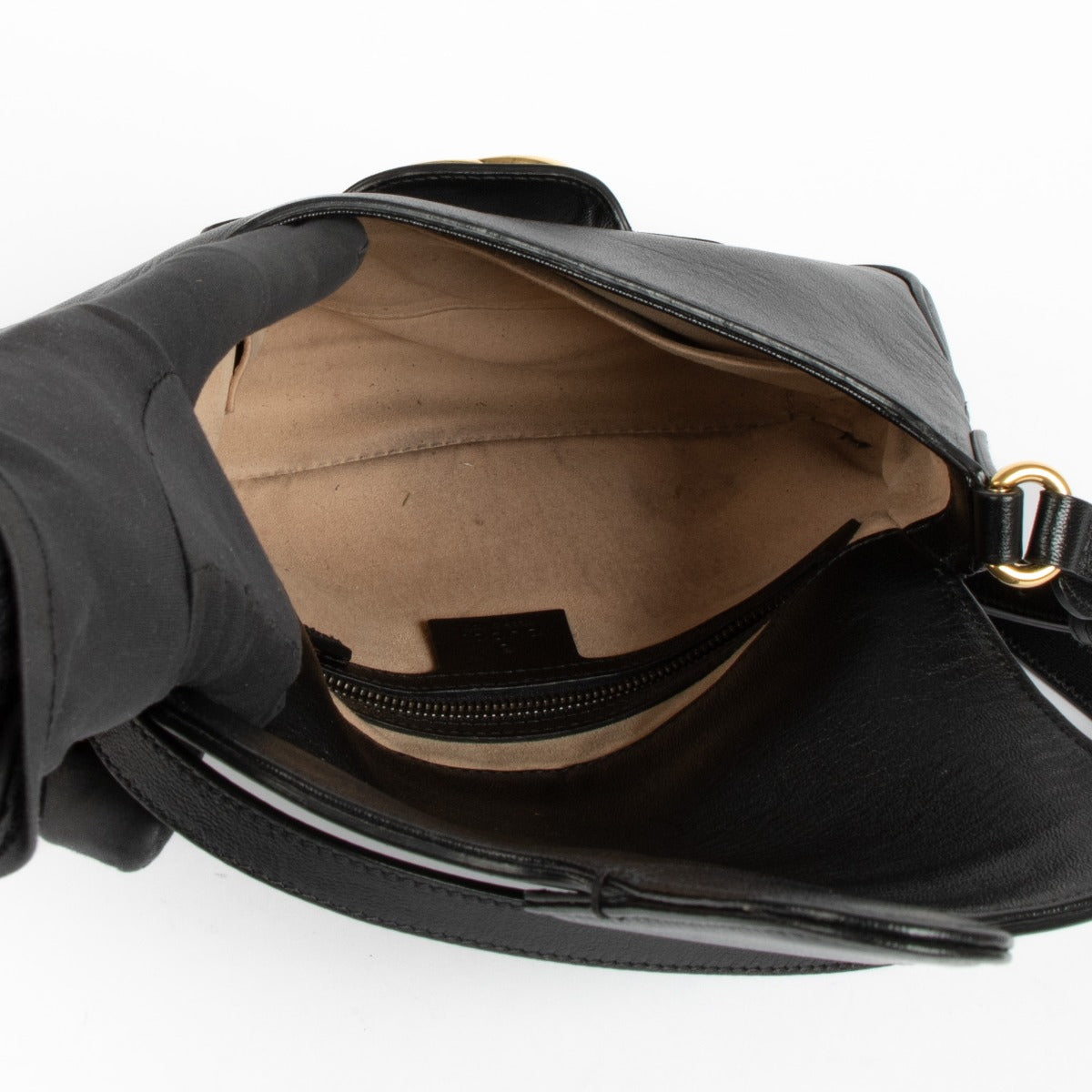 Shop this 100% authentic Hermès Evelyne 16 Black Clemence Flipperball Strap PHW Bag at Labellov.com