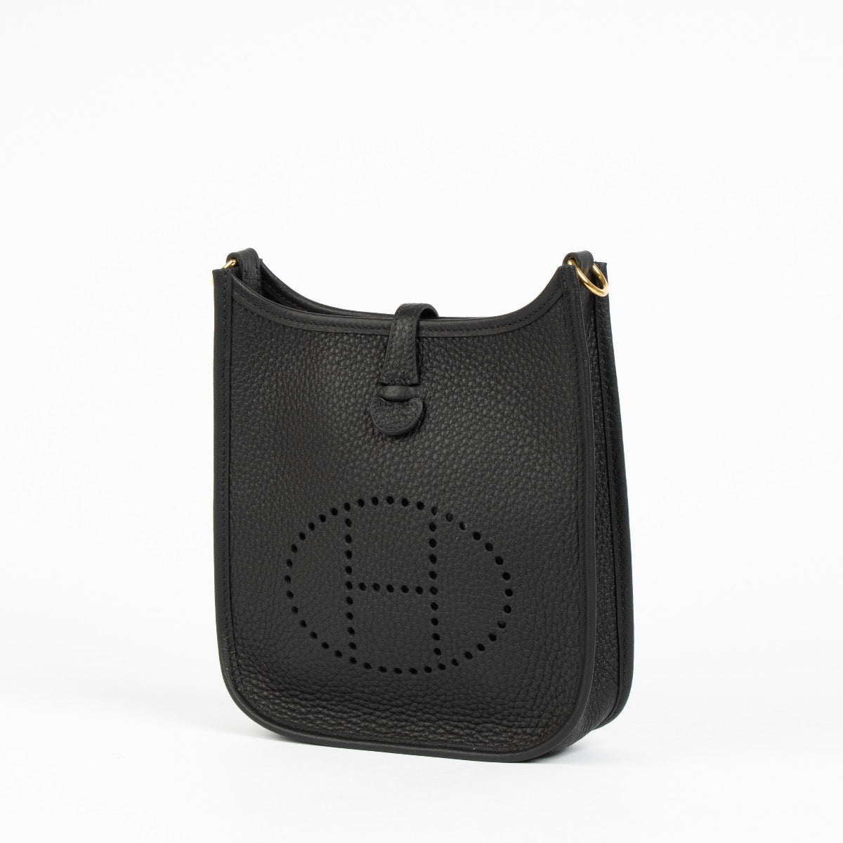 Shop this 100% authentic Hermès Evelyne 16 Black Clemence GHW Bag at Labellov.com