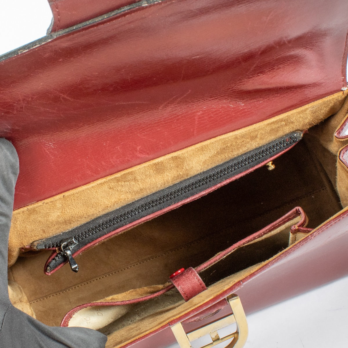 Authentic pre-loved Delvaux Burgundy Brillant MM on Labellov.com