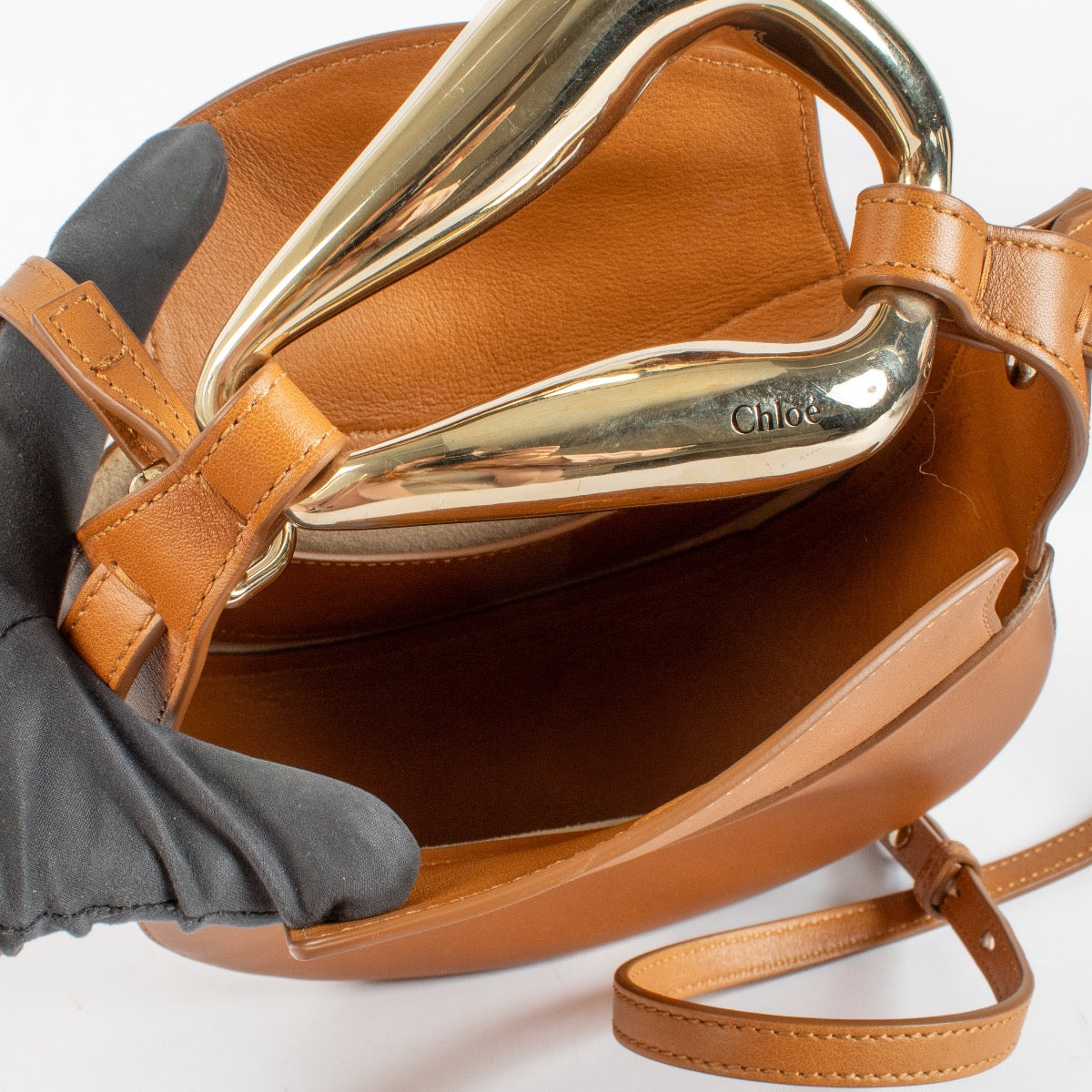 authentic preloved Chloé Camel Small Kiss Bag on Labellov.com