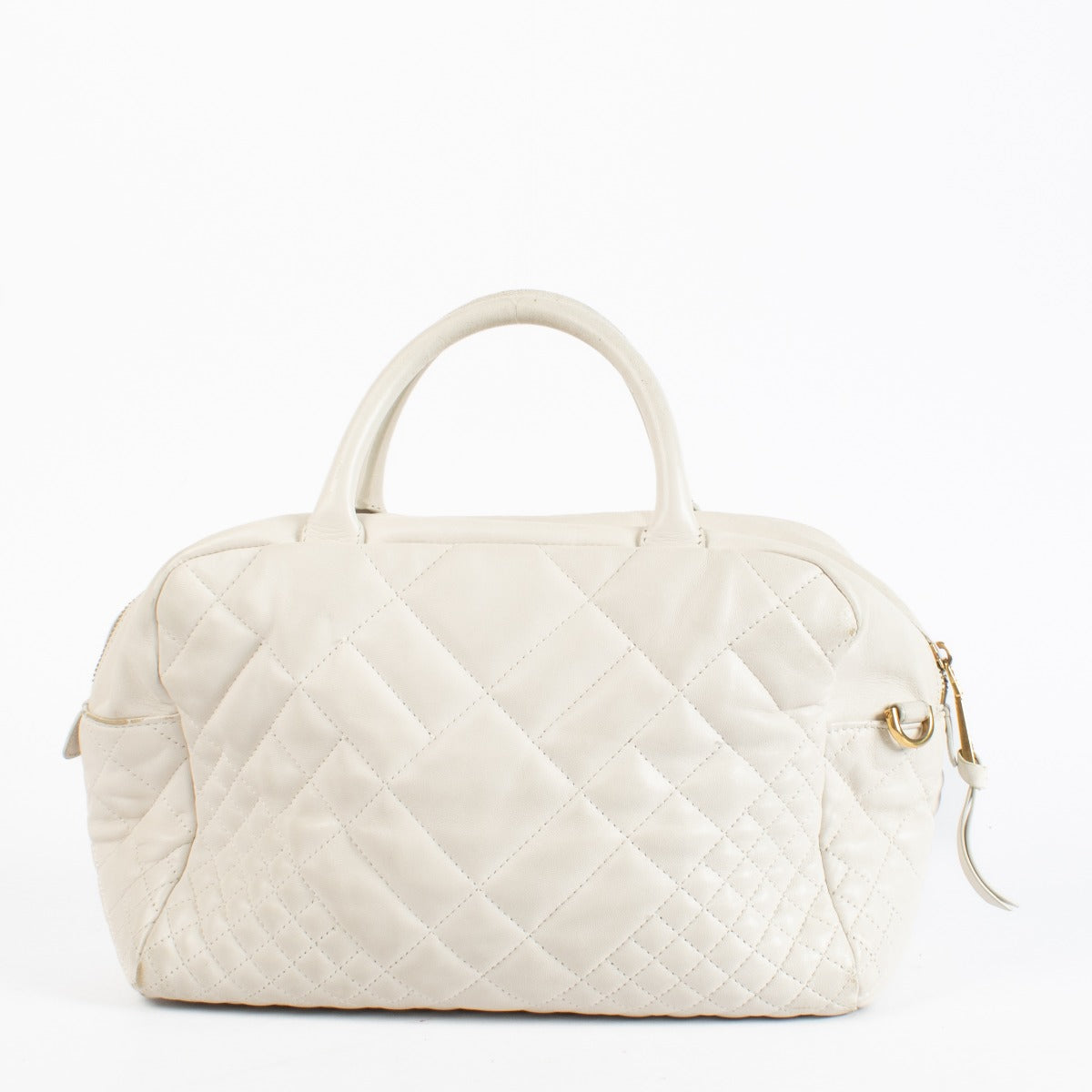 Authentic pre-loved Versace White Quilted Boston Bag on Labellov.com