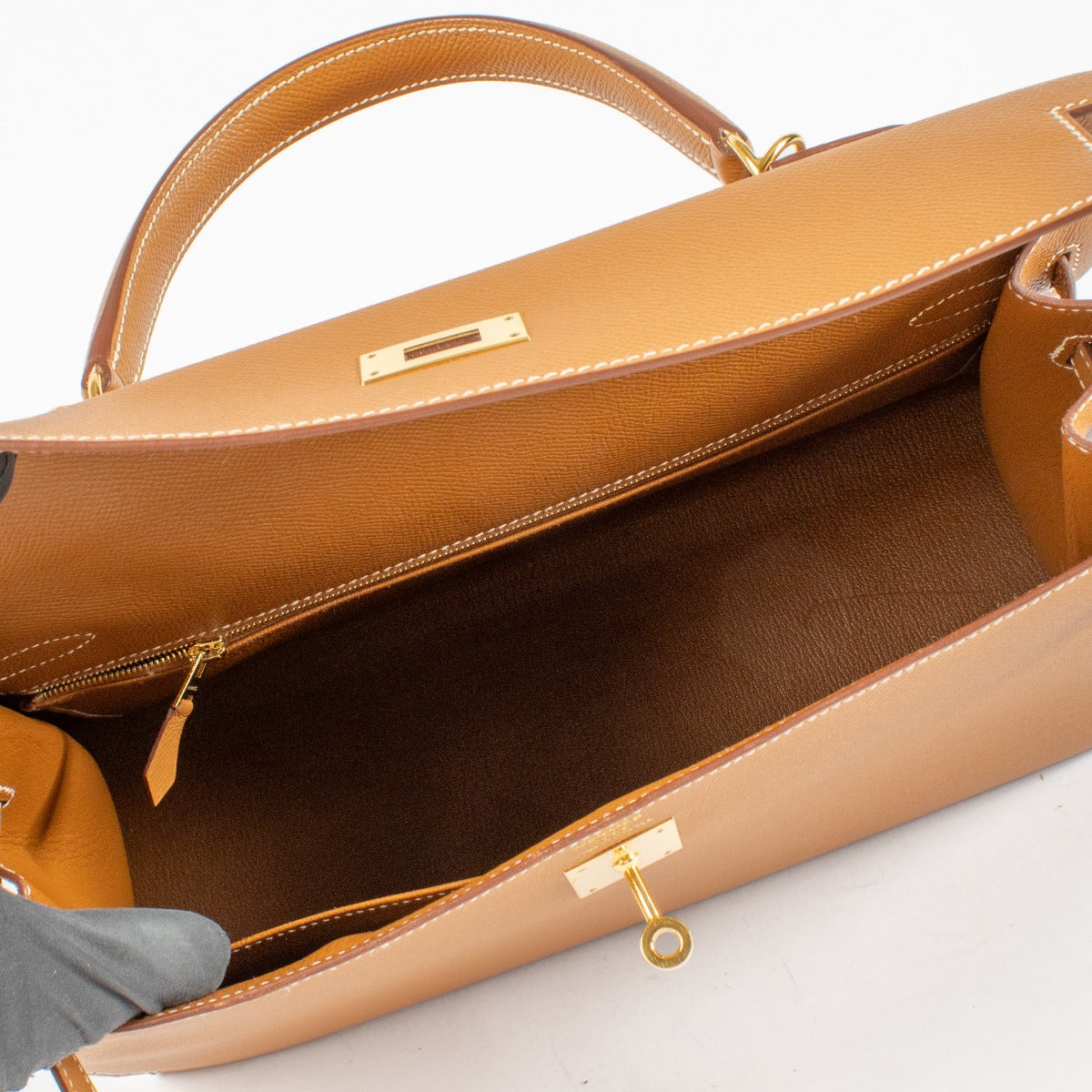 Hermès Kelly 35 Gold Epsom GHW