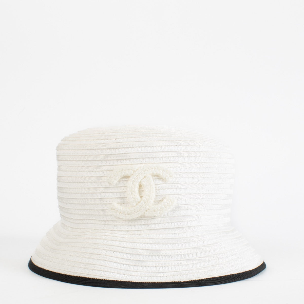 authentic preloved Chanel White CC Cotton Hat - Size M on Labellov.com