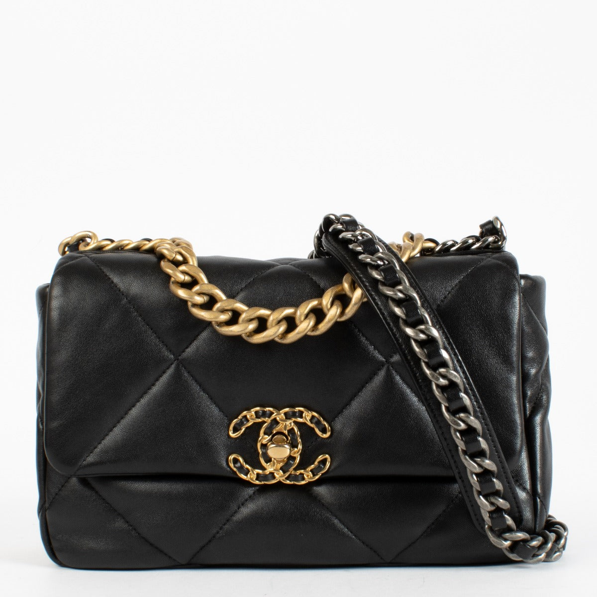 Sac Chanel 19 moyen en agneau noir brillant Chanel