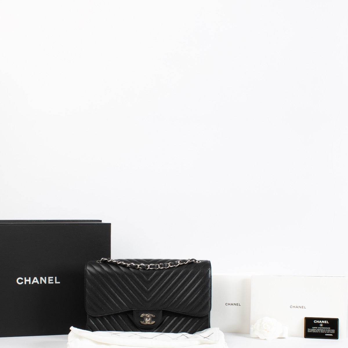 authentic preloved Chanel Chevron Black Jumbo Classic Flap Bag on Labellov.com