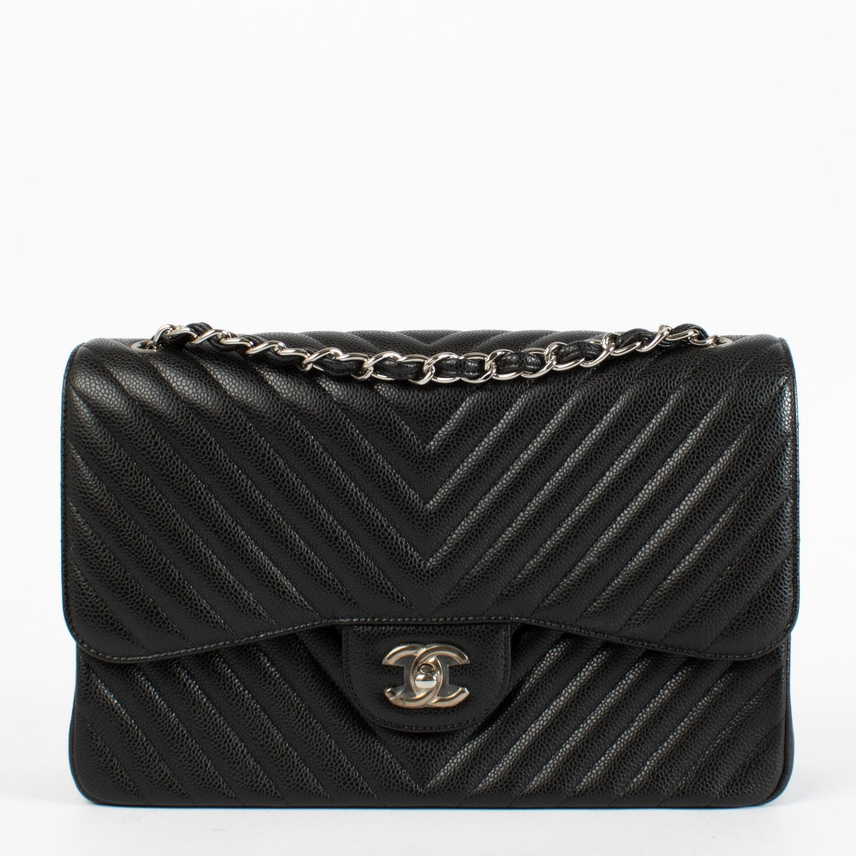authentic preloved Chanel Chevron Black Jumbo Classic Flap Bag on Labellov.com