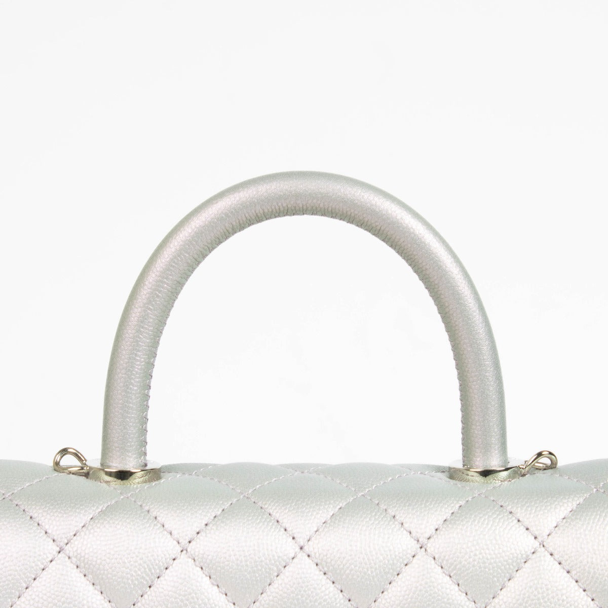 Authentic pre-loved Chanel Small Coco Handle Bag Iridescent Caviar on Labellov.com