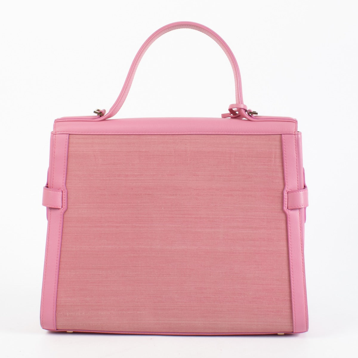 Delvaux Fuchsia Rodéo Calf Brillant MM with gold-tone hardware and beige leather interior showing a dark mark, in very good pre-loved condition, available at Labellov.com