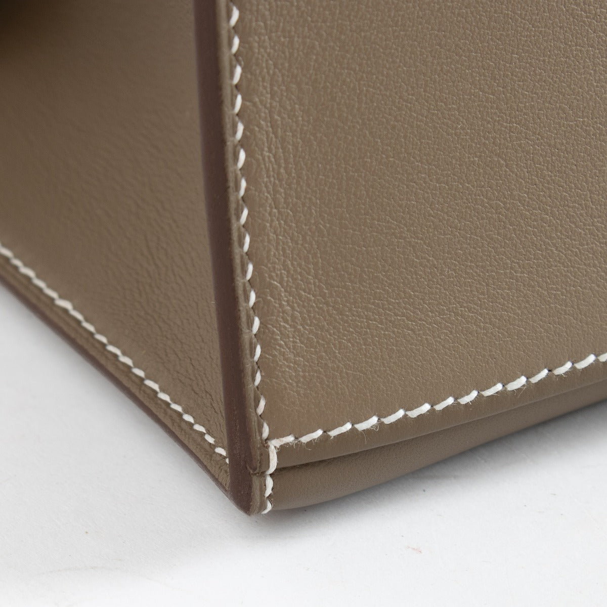 Hermès Kelly Mini Pochette Étoupe Swift PHW