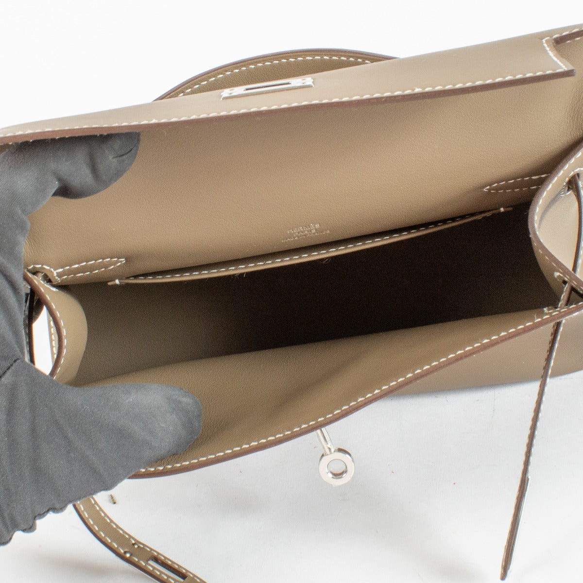 Hermès Kelly Mini Pochette Étoupe Swift PHW