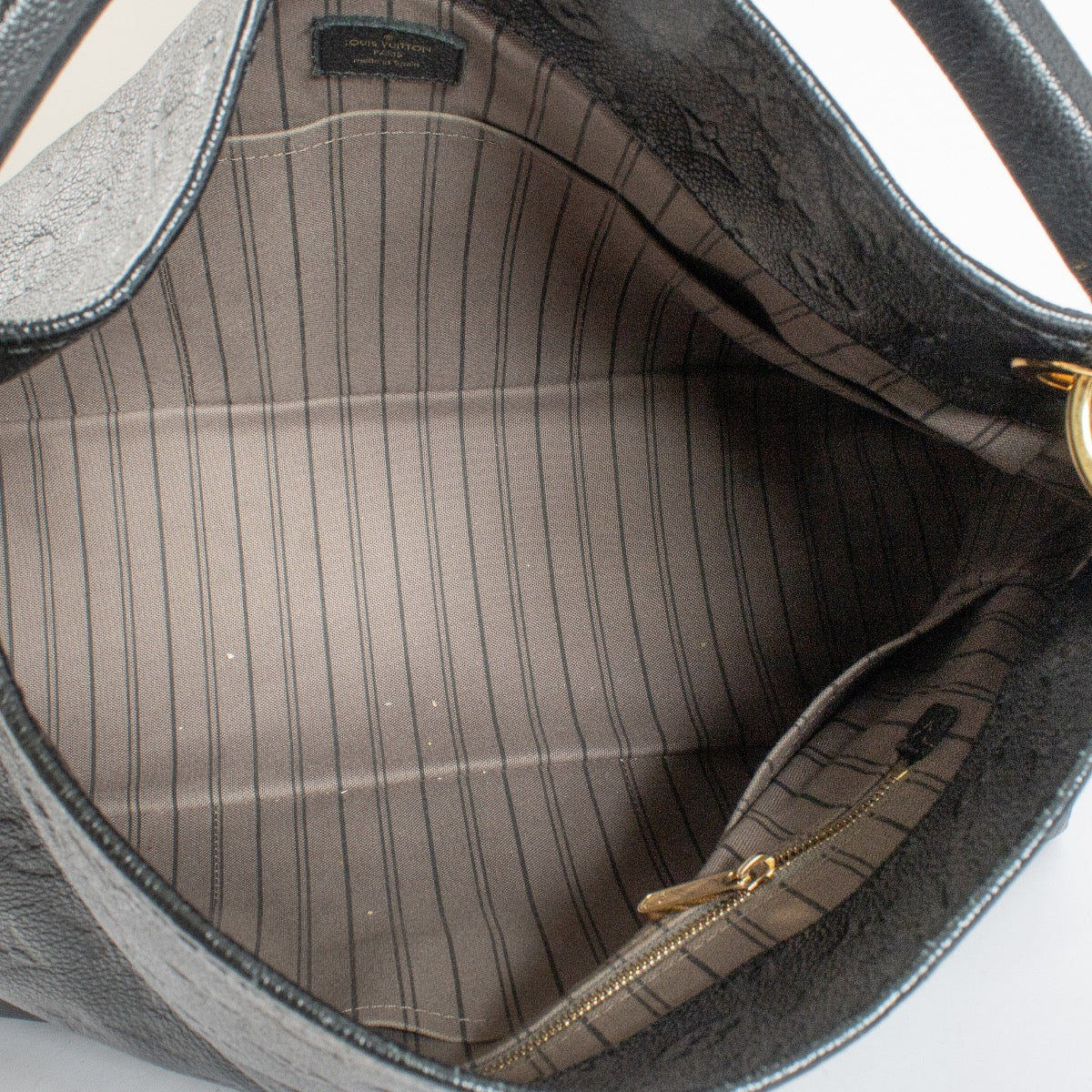 Authentic Second Hand Louis Vuitton Black Monogram Artsy MM Shoulder Bag on Labellov.com