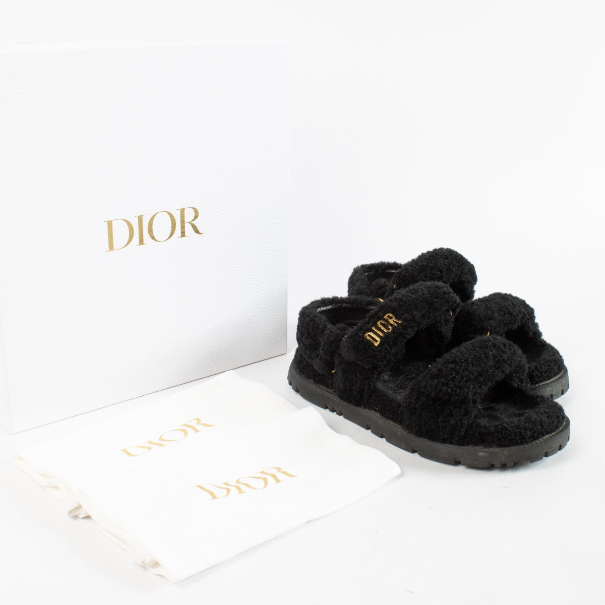 Dior ブラック ミュール Christian Dior Black Fur Dioract Sandals – Labellov