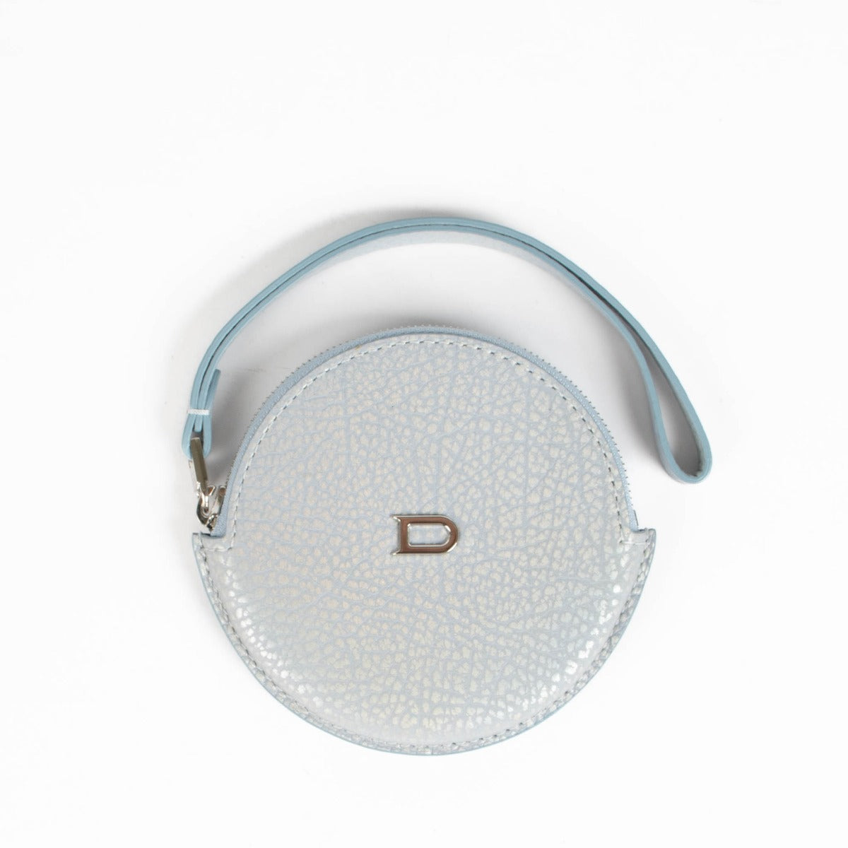 Shop this 100% authentic Delvaux Flashlight Crispy Calf Coin Purse at Labellov.com