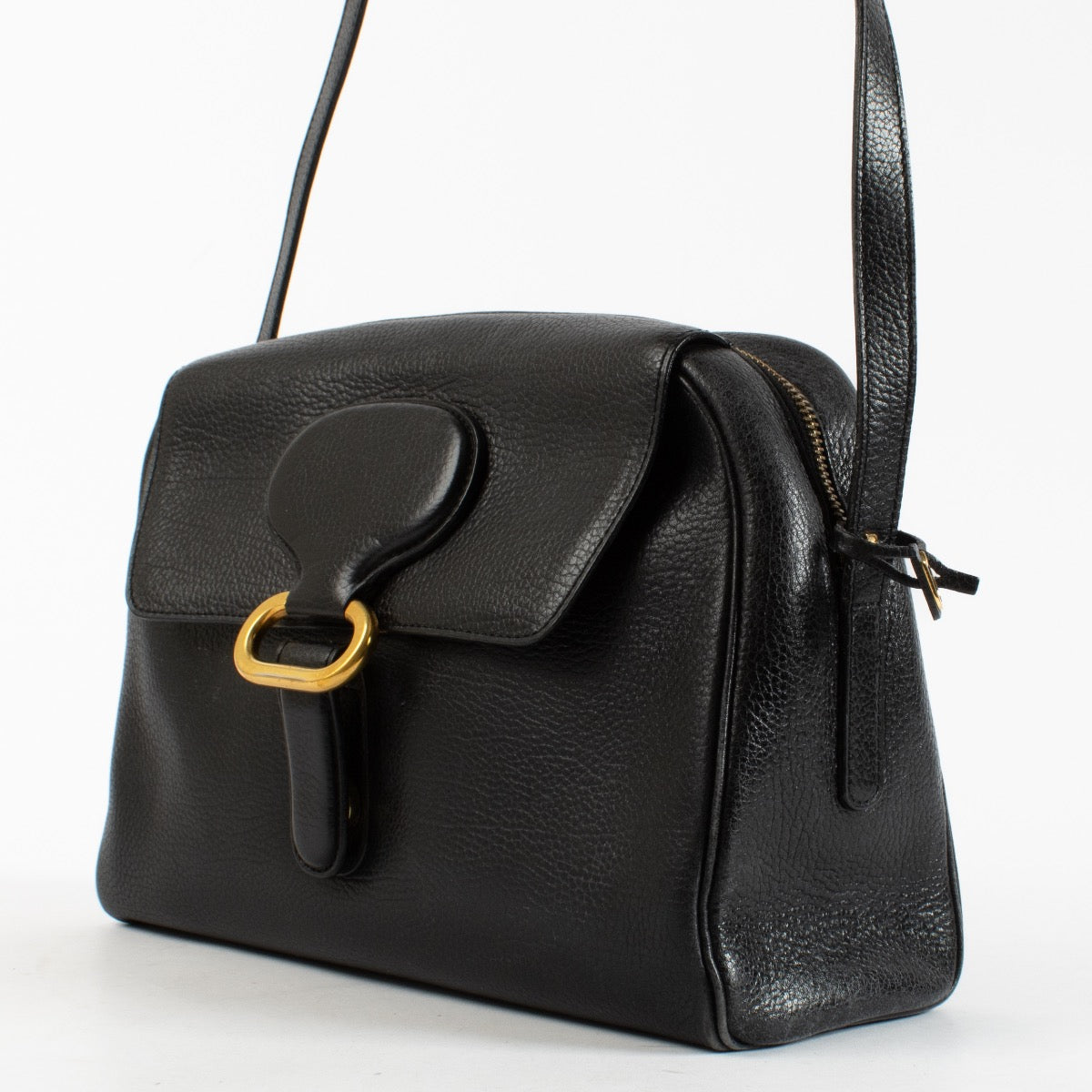 Authentic Second Hand Delvaux Black Shoulder Bag on Labellov.com