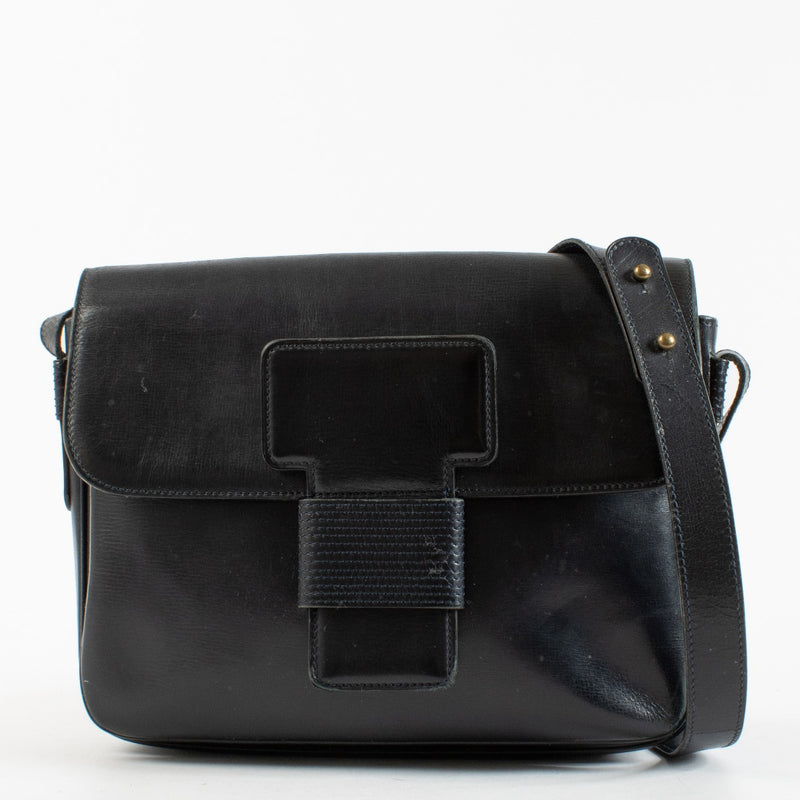 Authentic preloved Delvaux Blue Shoulder Bag on Labellov.com