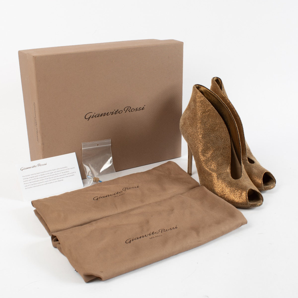 Authentic second-hand Gianvitto Rossi Brown Heels - Size 38 on labellov.com