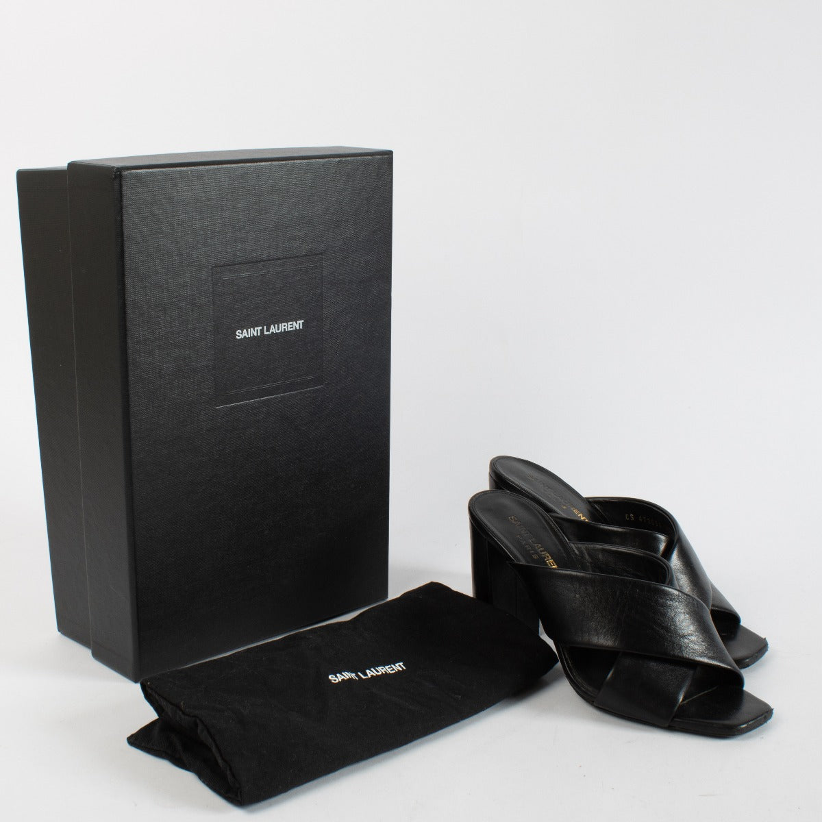 Saint Laurent Loulou black leather mules size 37.5 at Labellov.com
